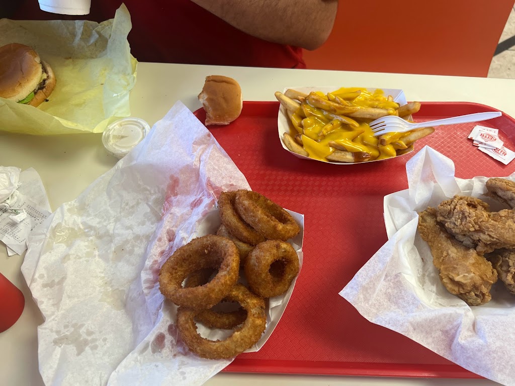 Starlite Burger 6 | restaurant | 1105 W Main St, Rio Grande City, TX 78582, USA | 9564873343 OR +1 956-487-3343