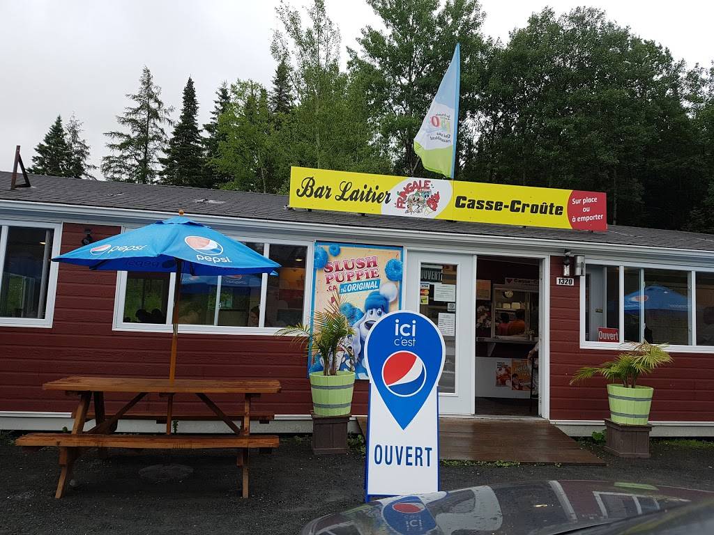 La Fringale | restaurant | 1320 QC-277, Lac-Etchemin, QC G0R 1S0, Canada | 4186255128 OR +1 418-625-5128