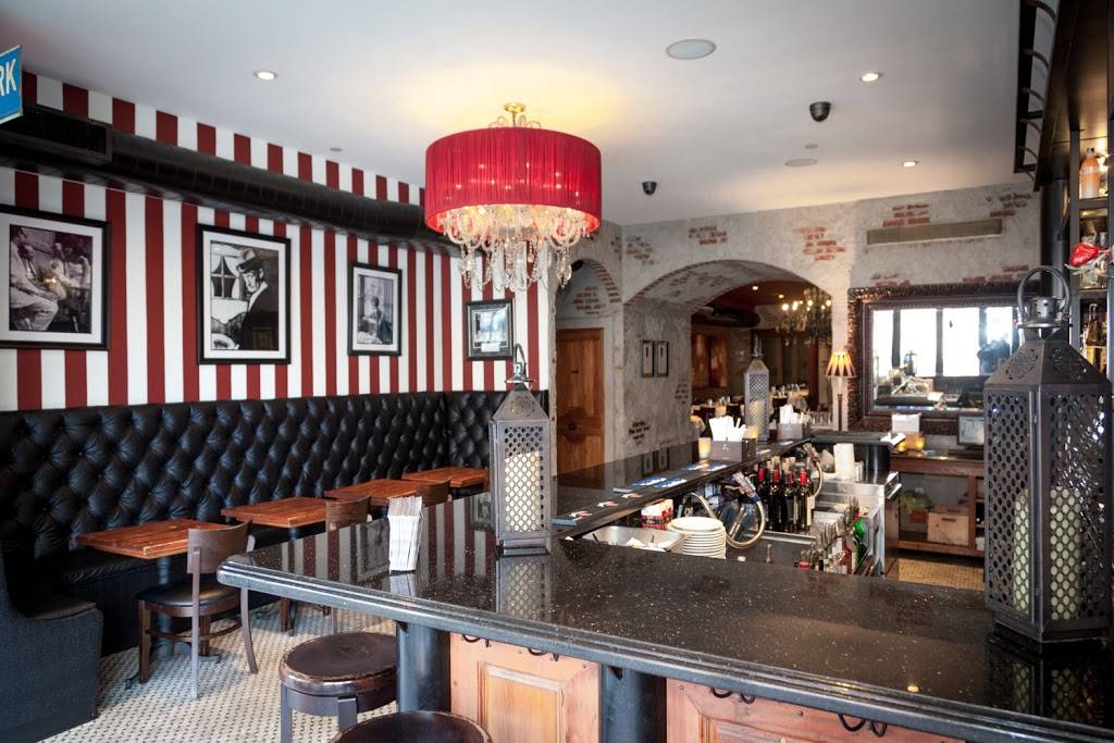 Patricias | restaurant | 1082 Morris Park Ave, Bronx, NY 10461, USA | 7184099069 OR +1 718-409-9069