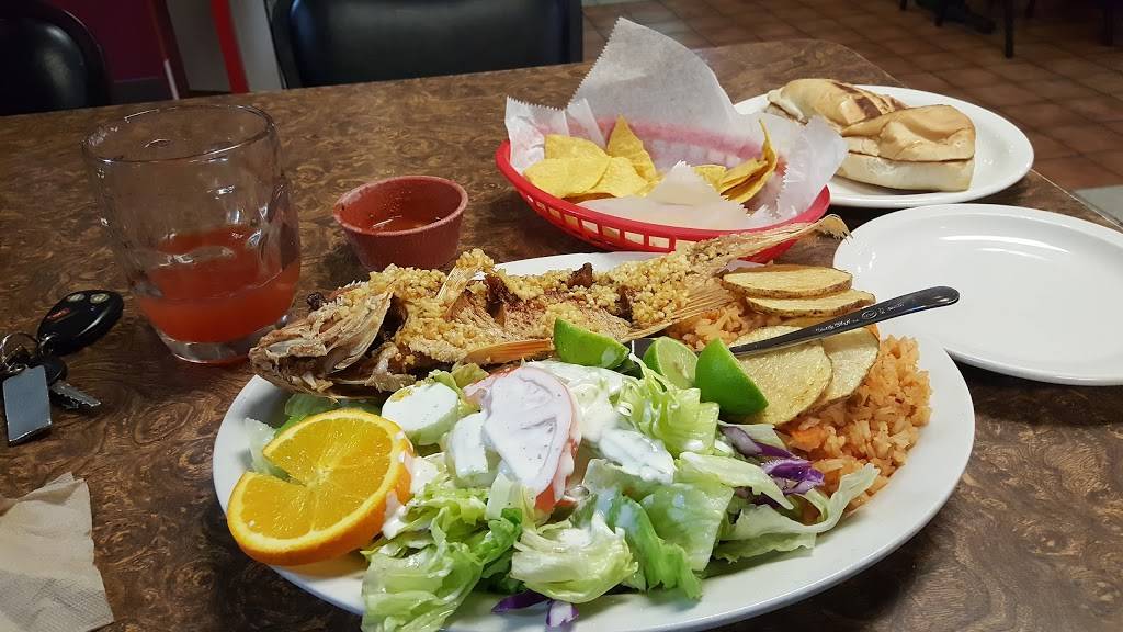 El-7 Mares Restaurant | restaurant | 5936 NW 23rd St, Oklahoma City, OK 73127, USA | 4056033700 OR +1 405-603-3700