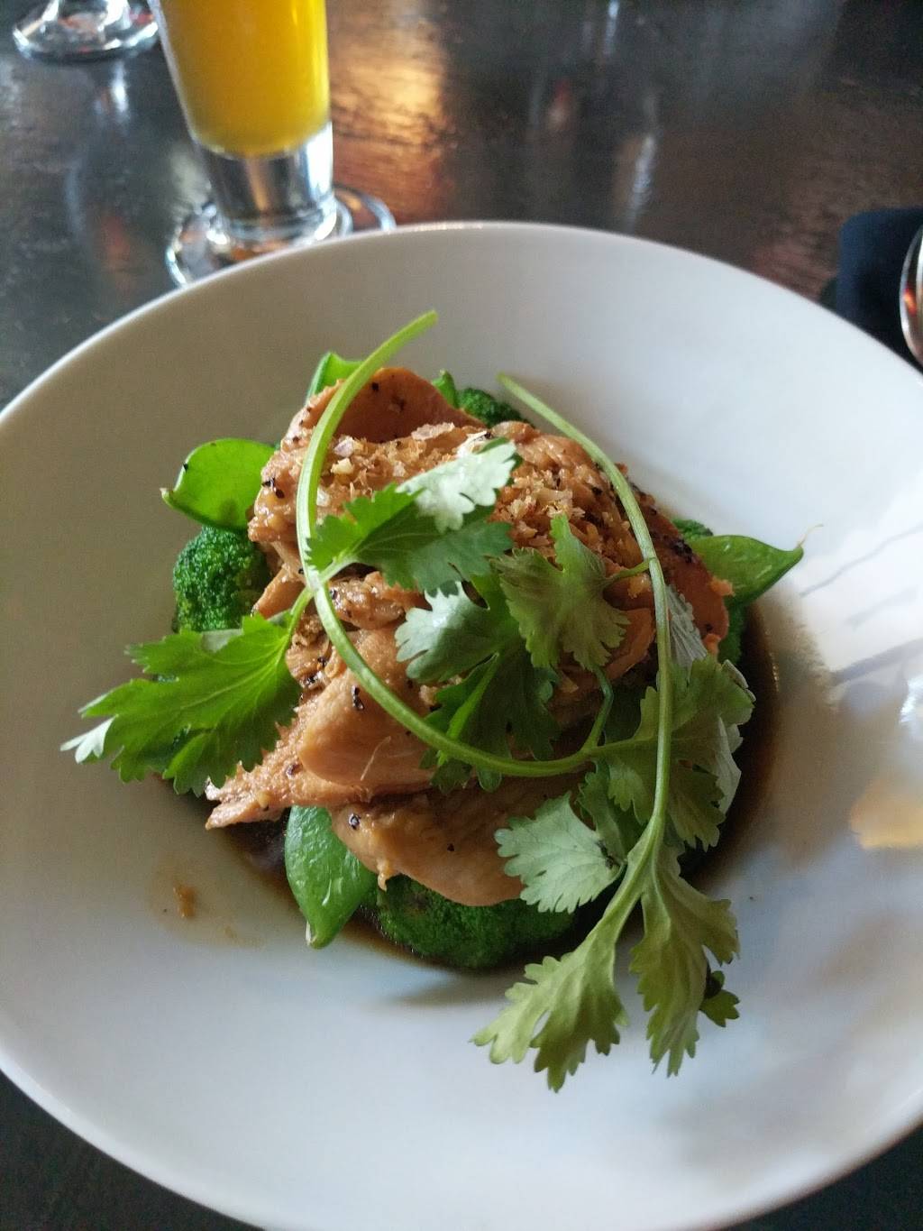 Mango Thai | restaurant | 318 S Broadway, Rochester, MN 55904, USA | 5072882360 OR +1 507-288-2360