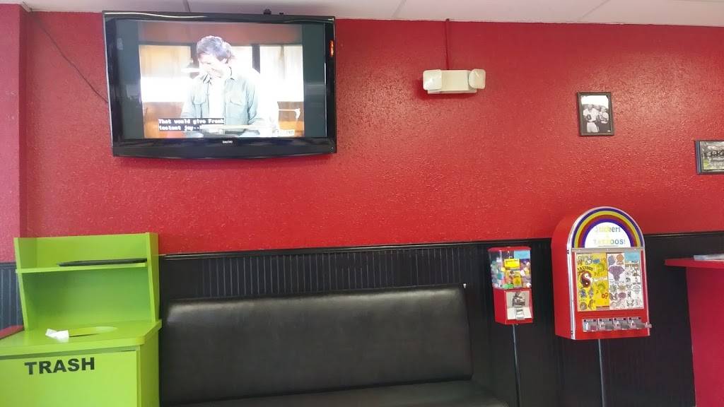 E and L Pizza | restaurant | 2810 34th St N, St. Petersburg, FL 33713, USA | 7275227437 OR +1 727-522-7437