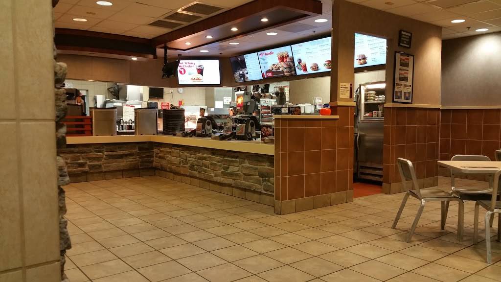 McDonalds | cafe | 909 N Dobson Rd, Mesa, AZ 85201, USA | 4806685747 OR +1 480-668-5747