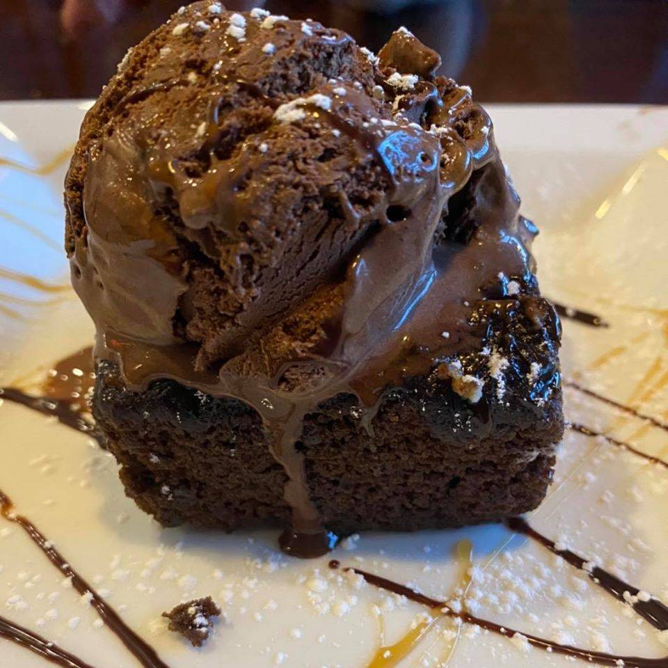 Vino Italian + Bistro | restaurant | 5200 Fairfield Shopping Centre, Virginia Beach, VA 23464, USA | 7574023600 OR +1 757-402-3600