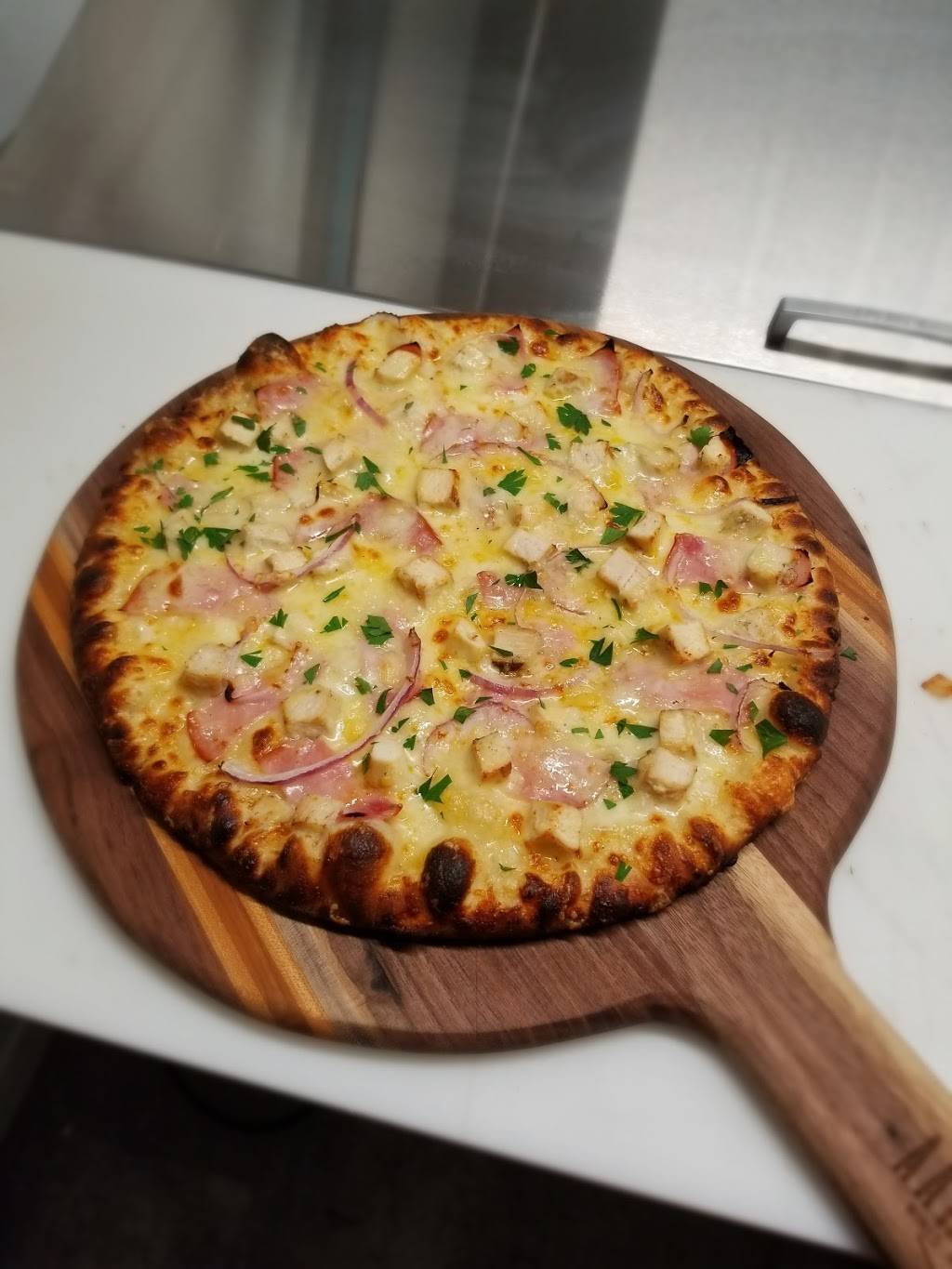 Aaron’s Wines & Steins | restaurant | 160 1st St N, Wisconsin Rapids, WI 54494, USA | 7154234763 OR +1 715-423-4763