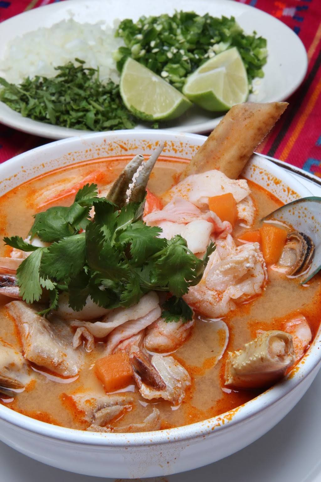 LOS CHILAQUILES | restaurant | 4930 Lafayette Rd e, Indianapolis, IN 46254, USA | 3172931111 OR +1 317-293-1111