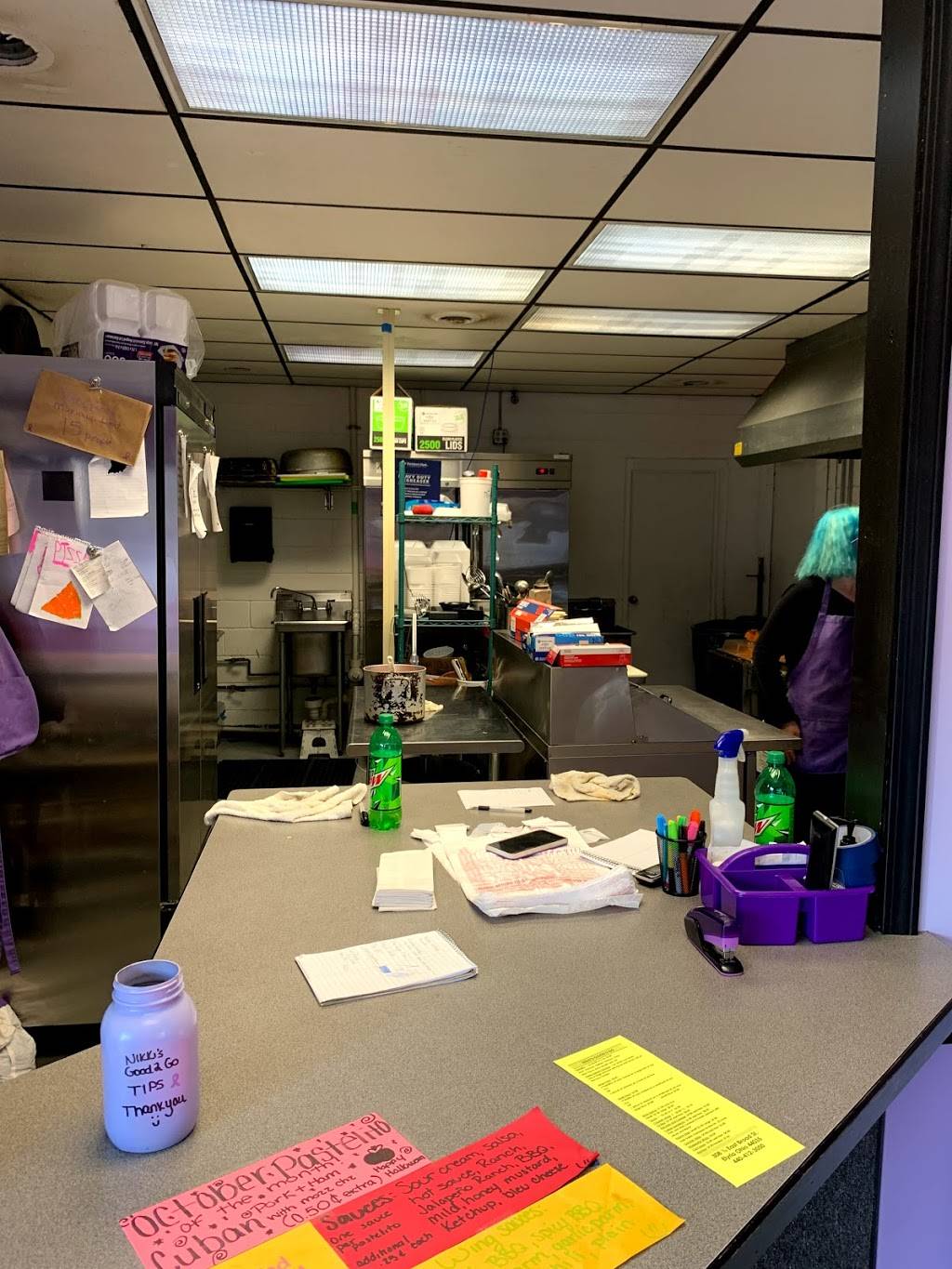 Nikki’s Good 2 Go Restaurant | restaurant | 308 1/2 E Broad St, Elyria, OH 44035, USA | 4404123050 OR +1 440-412-3050