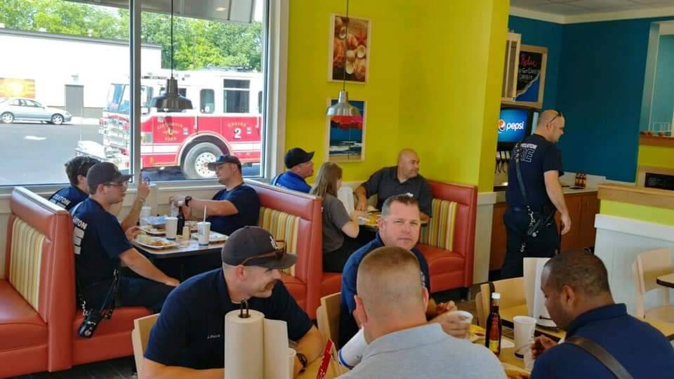 Captain Ds Seafood | restaurant | 1151 E Main St, Lincolnton, NC 28092, USA | 9804292419 OR +1 980-429-2419