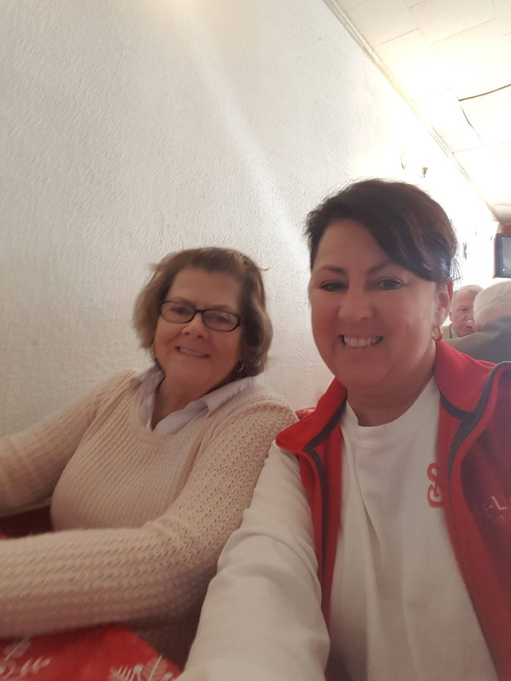 Carols Restaraunt | restaurant | Waverly, TN 37185, USA | 9312963300 OR +1 931-296-3300