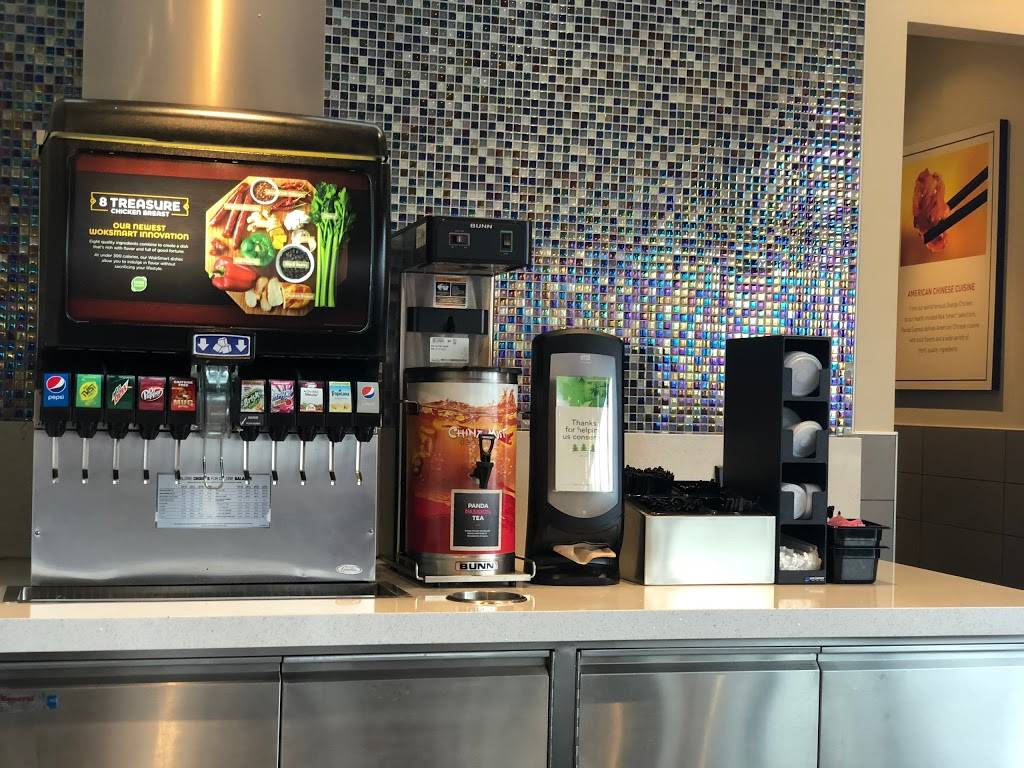 Panda Express | restaurant | 12160 West, Shawnee Mission Pkwy, Shawnee, KS 66216, USA | 9136310082 OR +1 913-631-0082