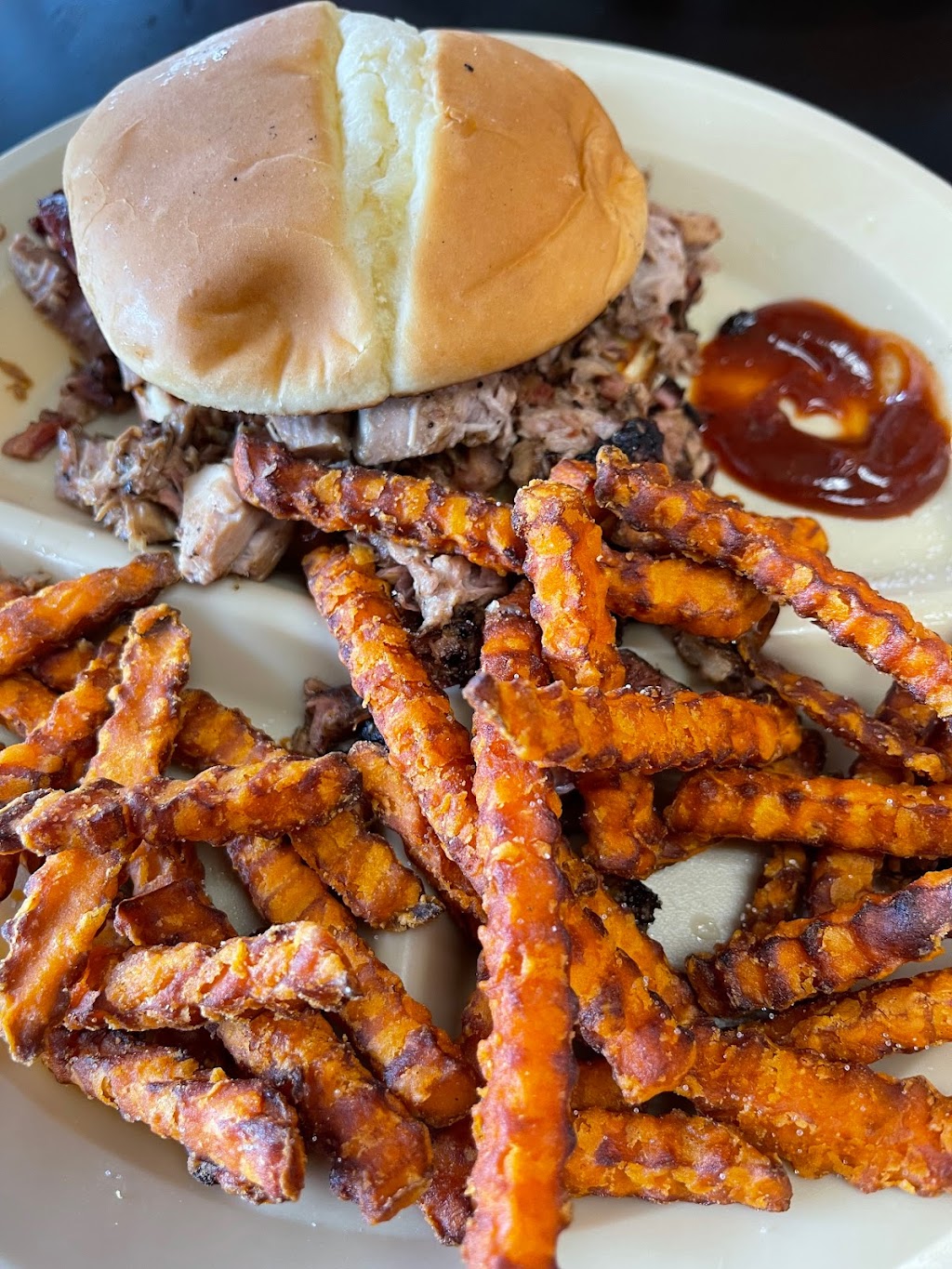 St Georges BBQ & Catering | restaurant | 3012 S National Ave Unit A, Springfield, MO 65804, USA | 4178770291 OR +1 417-877-0291