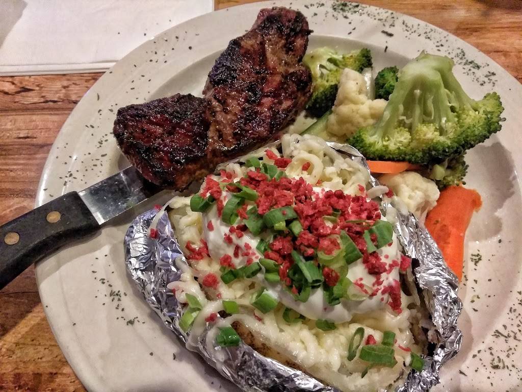 Georges Steakhouse Bar & Grill | restaurant | 1001 Kansas Ave, Modesto, CA 95351, USA | 2095244353 OR +1 209-524-4353