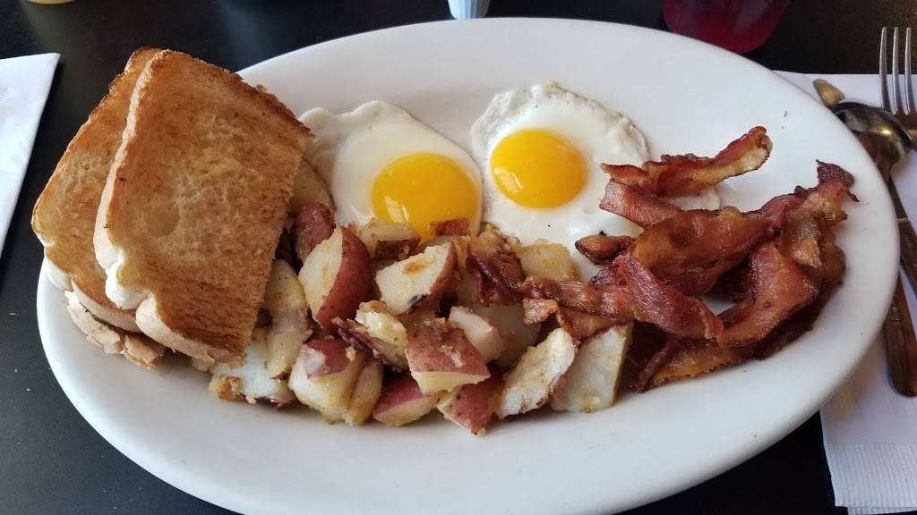 Over Easy Cafe | cafe | 220 Redemption Rock Trail, Sterling, MA 01564, USA | 9784226686 OR +1 978-422-6686