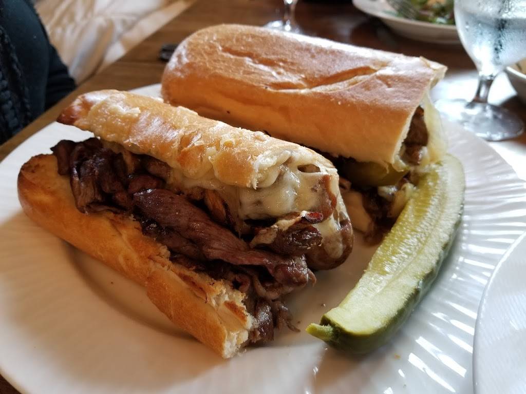 The Station Restaurant Bar | restaurant | 195 Water St, Naugatuck, CT 06770, USA | 2037146611 OR +1 203-714-6611