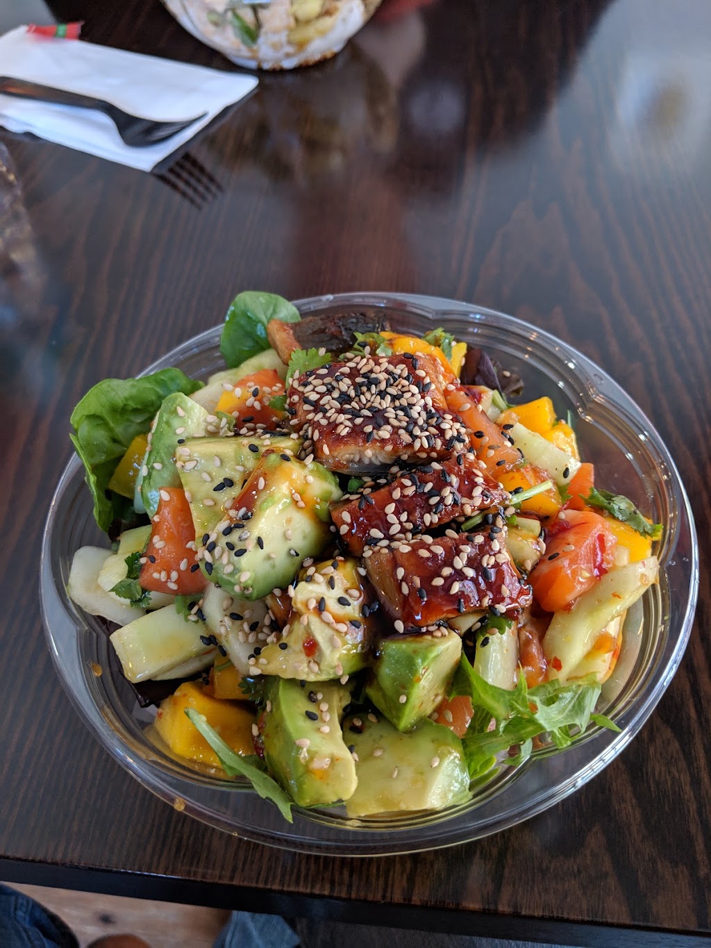 Red Poke Express | meal takeaway | 135 South St, Philadelphia, PA 19147, USA | 2159230800 OR +1 215-923-0800