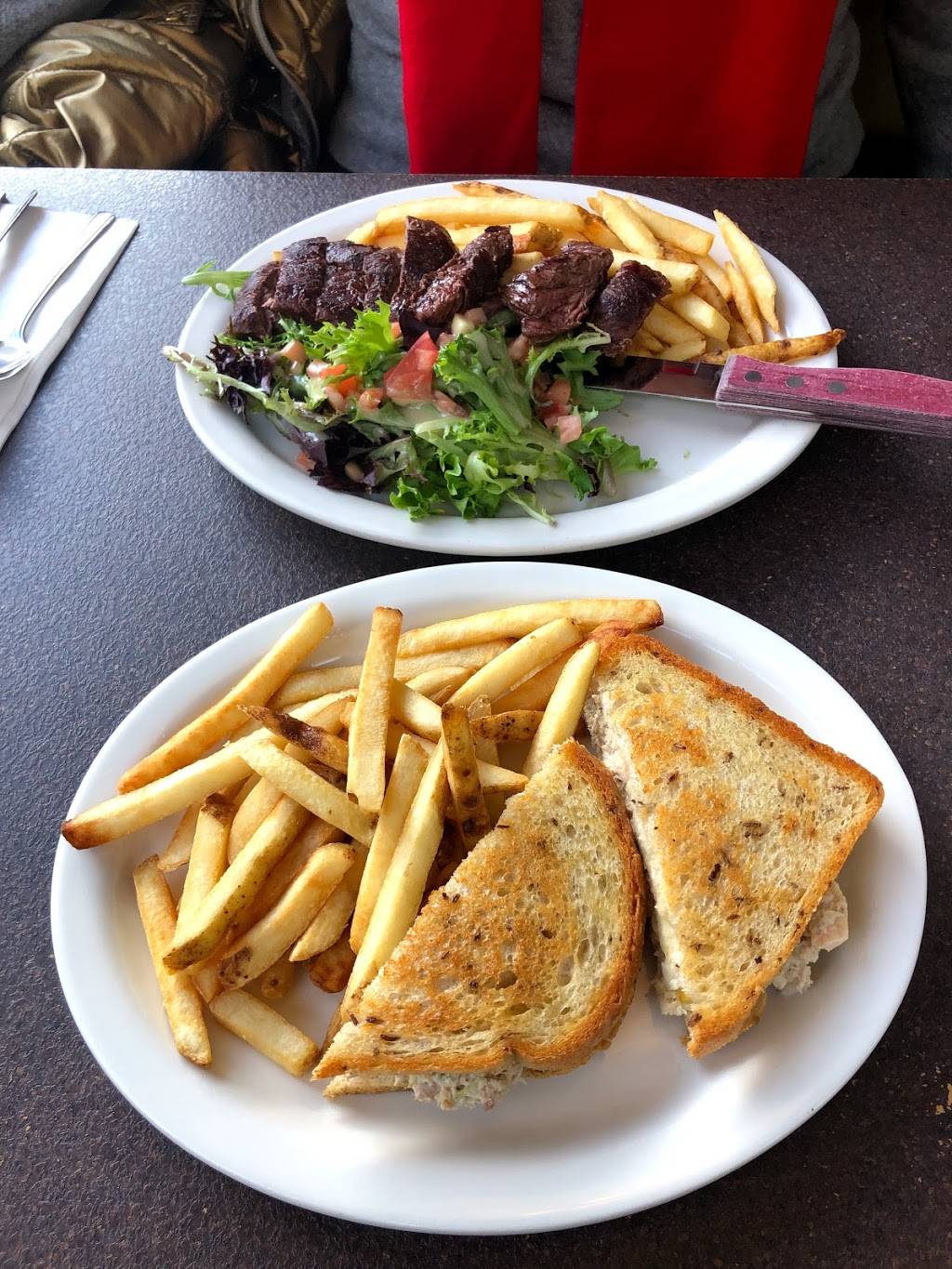 Oakhurst Diner | restaurant | 19 Main St, Millerton, NY 12546, USA | 5185921313 OR +1 518-592-1313