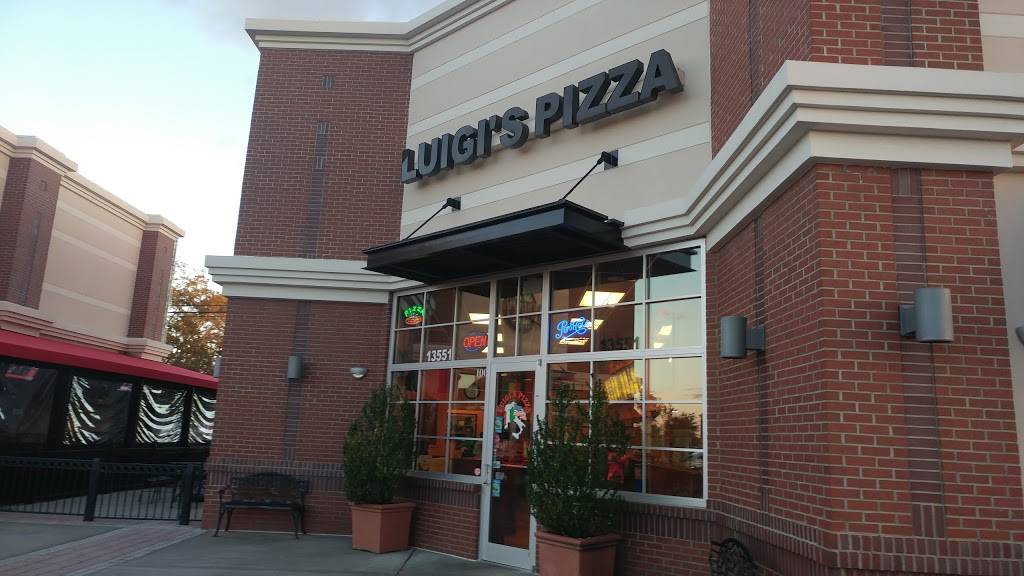 Luigis Pizza | restaurant | 13551 Steelecroft Pkwy, Charlotte, NC 28278, USA | 7045876010 OR +1 704-587-6010