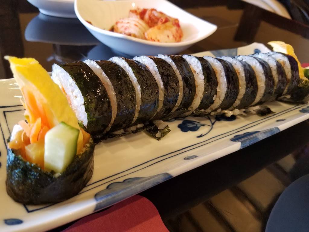 Halmae Noodle 할매칼국수 | restaurant | 413 Broad Ave, Palisades Park, NJ 07650, USA | 2014828333 OR +1 201-482-8333