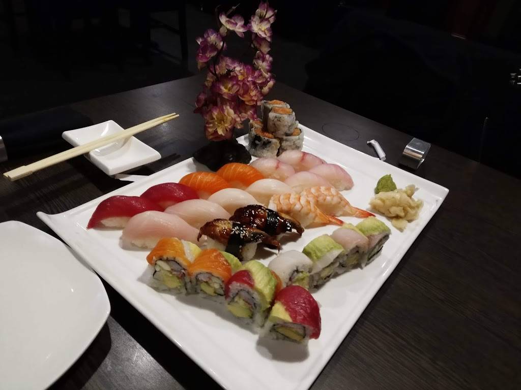 Sakura Japanese Steakhouse | restaurant | 4110, 330 N Koeller St, Oshkosh, WI 54902, USA | 9202302288 OR +1 920-230-2288