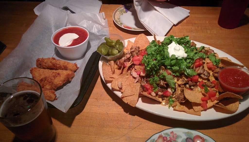 Moosehead Grill | restaurant | 1807 Montford Dr, Charlotte, NC 28209, USA | 7045254088 OR +1 704-525-4088