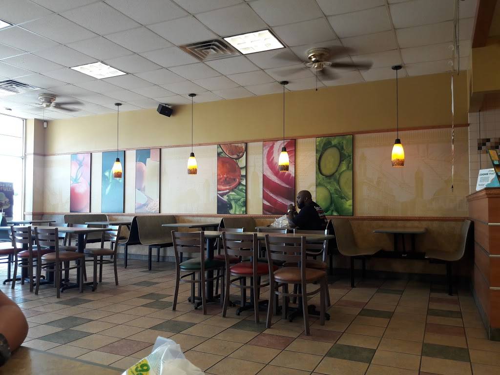 Subway Restaurants | restaurant | 1111 W Camp Wisdom Rd Ste B, Dallas, TX 75232, USA | 2143029100 OR +1 214-302-9100