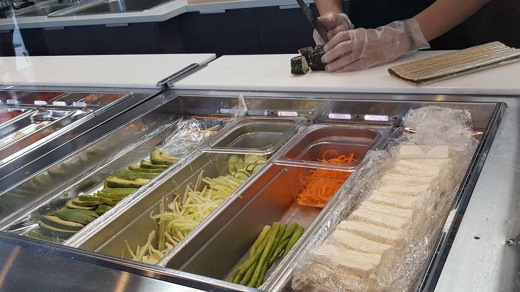 Kenko Sushi And Teriyaki | restaurant | 220 S Depeyster St, Kent, OH 44240, USA | 3304743236 OR +1 330-474-3236