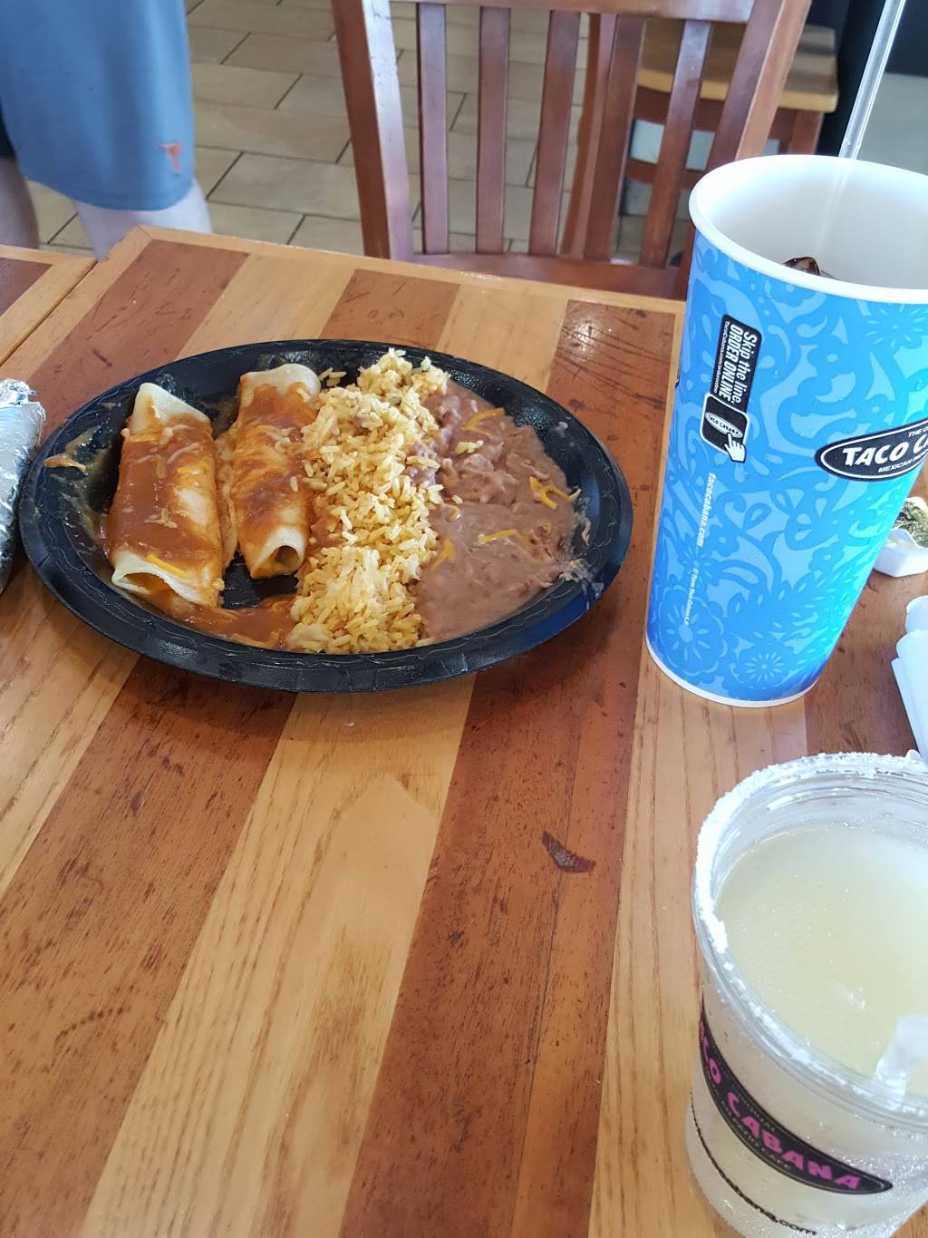 Taco Cabana | restaurant | 2393 S Stemmons Fwy, Lewisville, TX 75067, USA | 9723153529 OR +1 972-315-3529