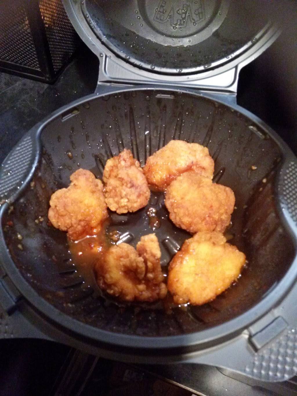 Pizza Hut | meal takeaway | 3176 Peachtree Rd NE, Atlanta, GA 30305, USA | 4042390562 OR +1 404-239-0562