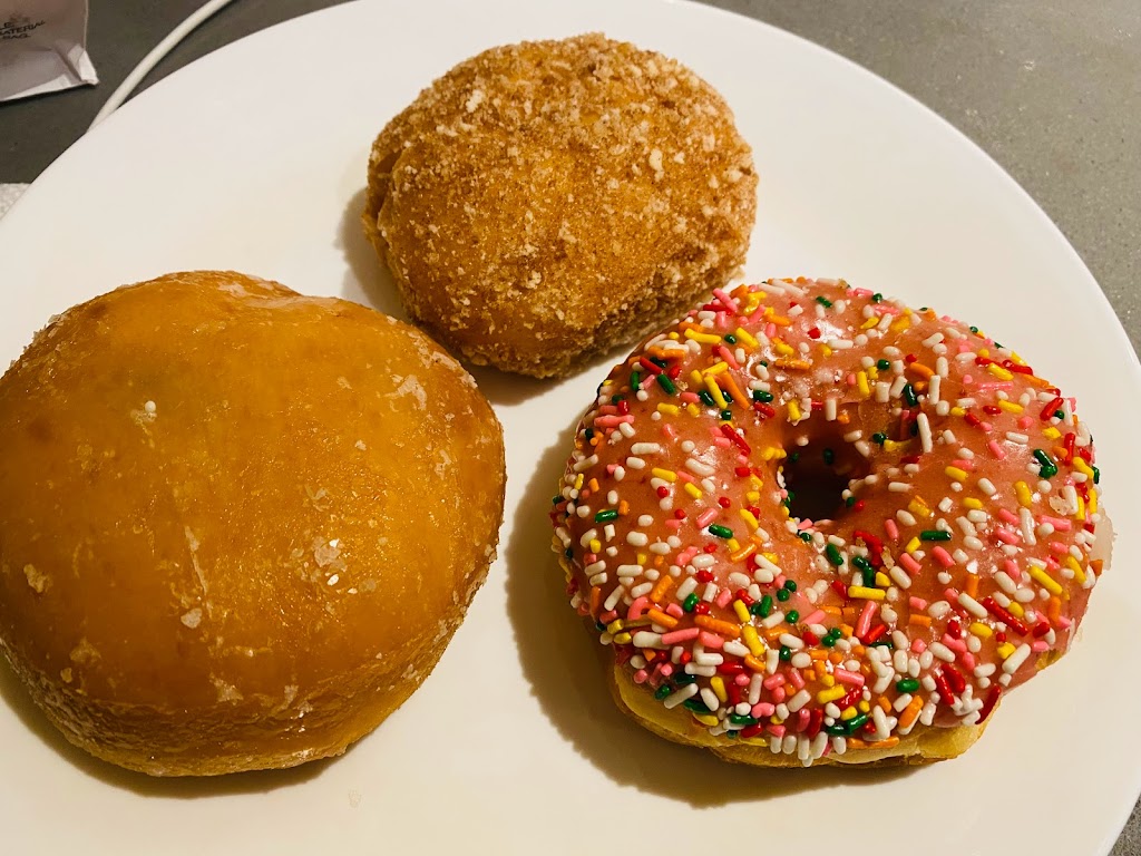 BoSa Donuts | bakery | 7444 E McDowell Rd, Scottsdale, AZ 85257, USA | 4809901398 OR +1 480-990-1398