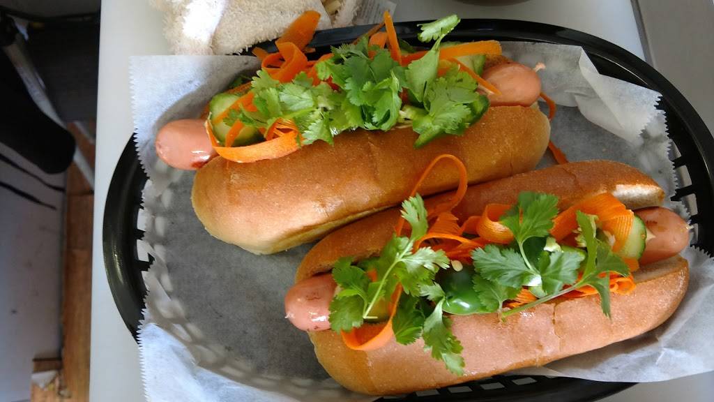 Brookies Food Stand | restaurant | 285 W Main St, East Brookfield, MA 01515, USA | 7742000537 OR +1 774-200-0537