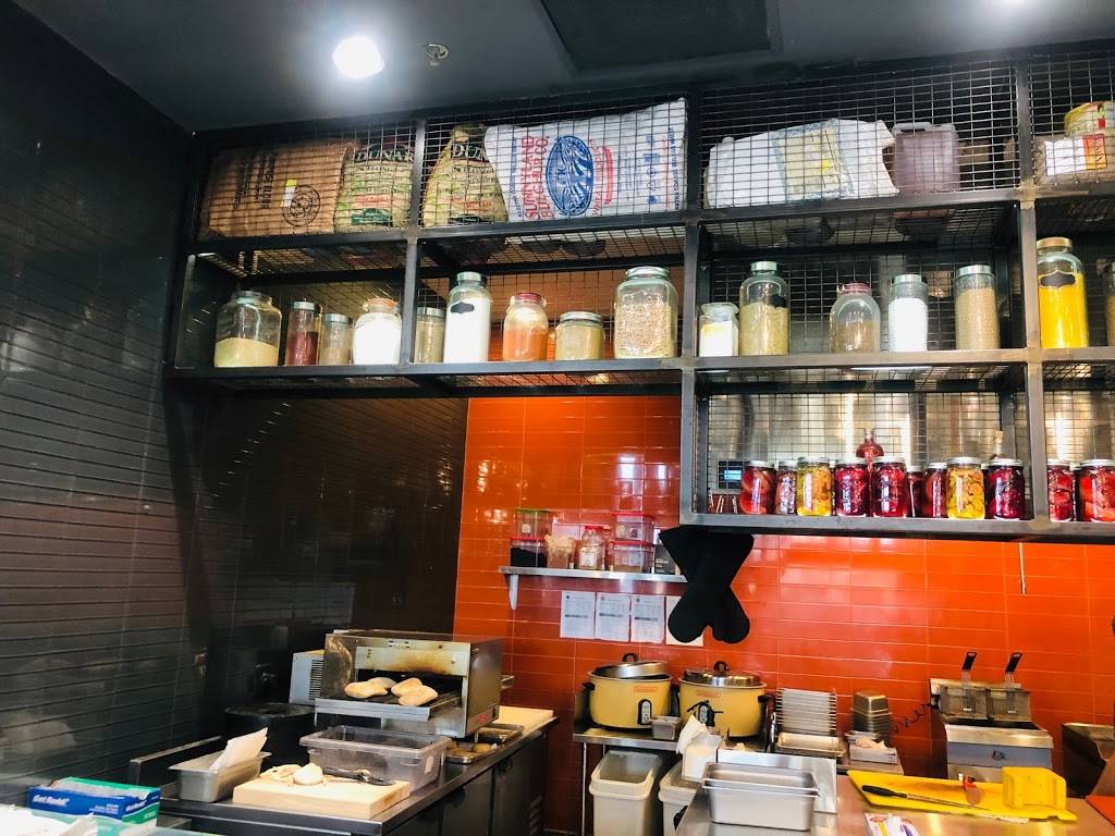 Mezeh Mediterranean Grill | restaurant | 6825 Spring Mall Dr, Springfield, VA 22150, USA | 7036524380 OR +1 703-652-4380