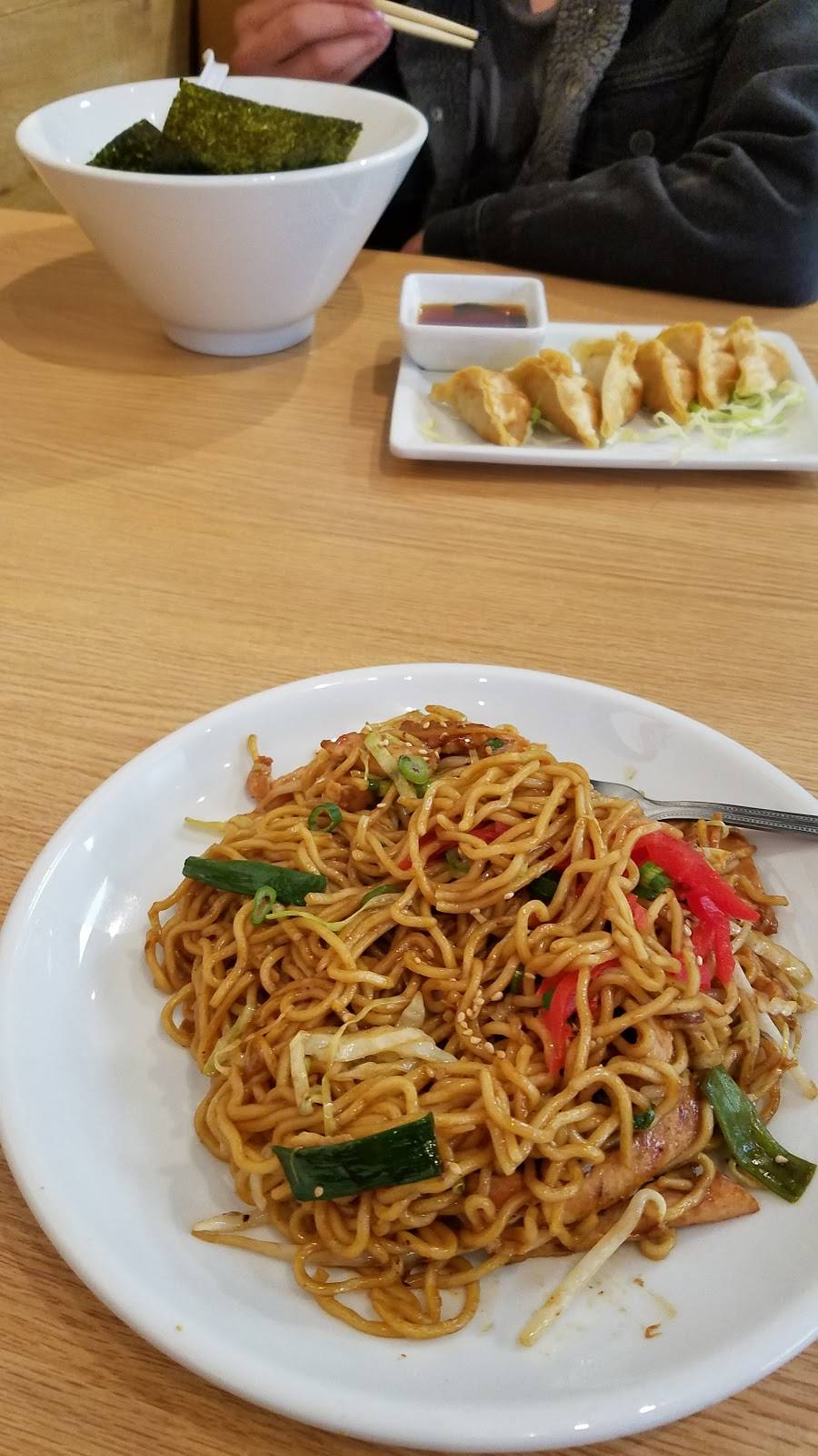 love ramen | restaurant | 38029 47th St E suite b, Palmdale, CA 93552, USA | 6613821118 OR +1 661-382-1118