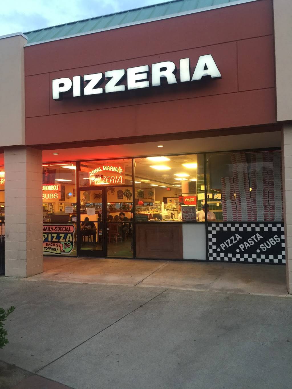 Anna Marias Pizzeria | restaurant | 104 NC-54, Carrboro, NC 27510, USA | 9199291877 OR +1 919-929-1877