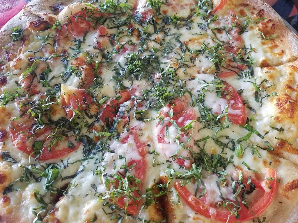 Pizzalleys Chianti Room | restaurant | 60 Charlotte St, St. Augustine, FL 32084, USA | 9048254100 OR +1 904-825-4100