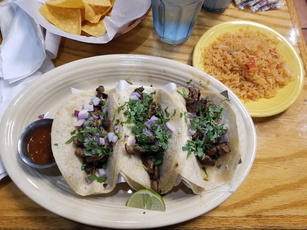 Chihuahuas Mexican Grill | restaurant | 309-B Oyster Point Rd, Newport News, VA 23602, USA | 7573699708 OR +1 757-369-9708