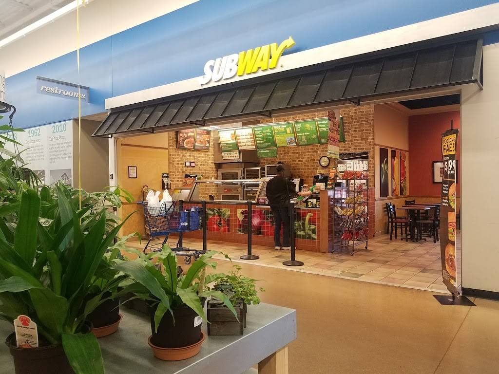 Subway | restaurant | 1540 28th St SE, Grand Rapids, MI 49508, USA | 6162436000 OR +1 616-243-6000