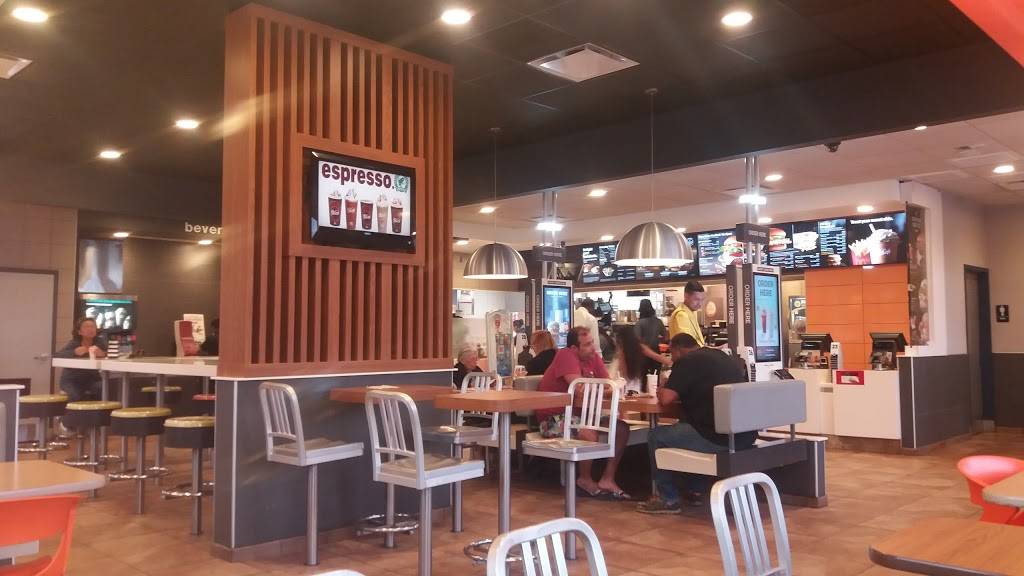 McDonalds | cafe | 18350 NE 18th Rd, Miami, FL 33179, USA | 3059400454 OR +1 305-940-0454