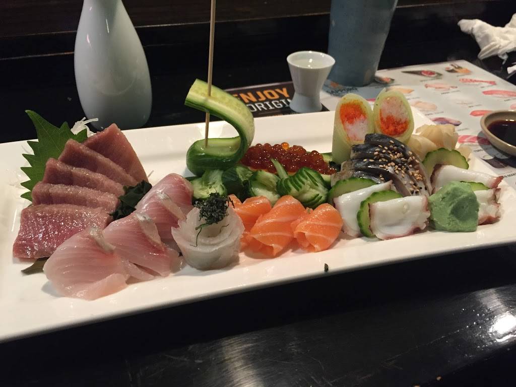 Akita Asian Fusion & Japanese Steakhouse | restaurant | 451 Kings Hwy E, Fairfield, CT 06825, USA | 2034166797 OR +1 203-416-6797