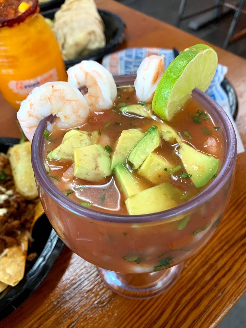 Reventaco | restaurant | 12240 La Mirada Blvd, La Mirada, CA 90638, USA | 5623511011 OR +1 562-351-1011