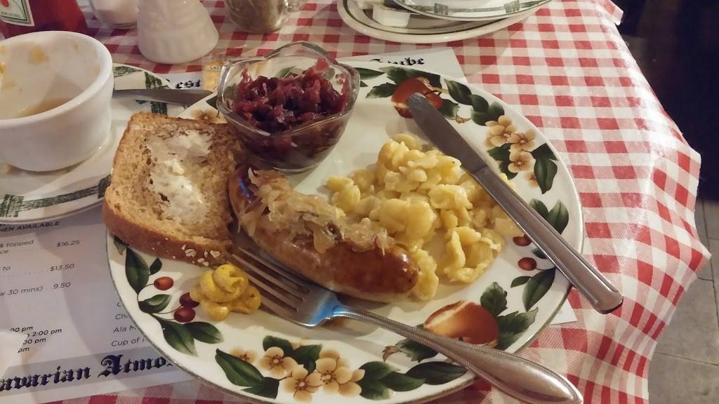 Europa Haus Restaurant and Bier Stube | restaurant | 1301 Rhomberg Ave, Dubuque, IA 52001, USA | 5635880361 OR +1 563-588-0361