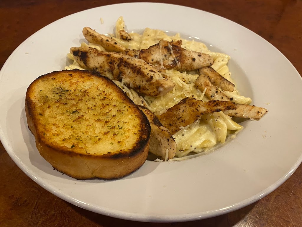 Riptide Rynos Bar & Grill | restaurant | 17230 Hwy 17 Ste 108, Hampstead, NC 28443, USA | 9108211500 OR +1 910-821-1500