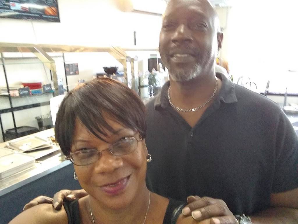 Brother Robinson Genesis Soul Food | restaurant | 143 N Franklin St, Hempstead, NY 11550, USA | 5162804141 OR +1 516-280-4141