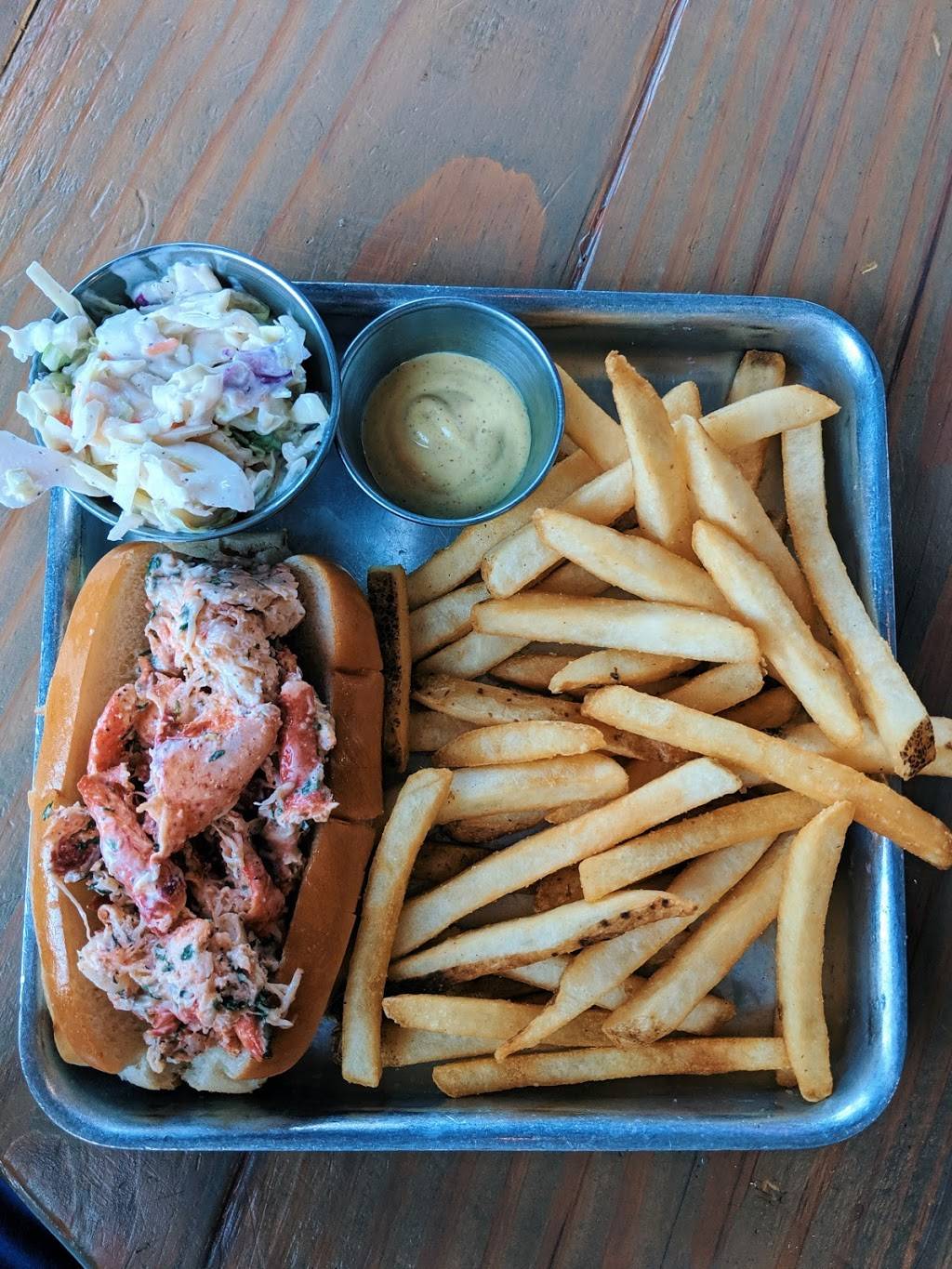 Shuckin Shack Oyster Bar | restaurant | 13460 NC-50 #101, Surf City, NC 28445, USA | 9108032037 OR +1 910-803-2037