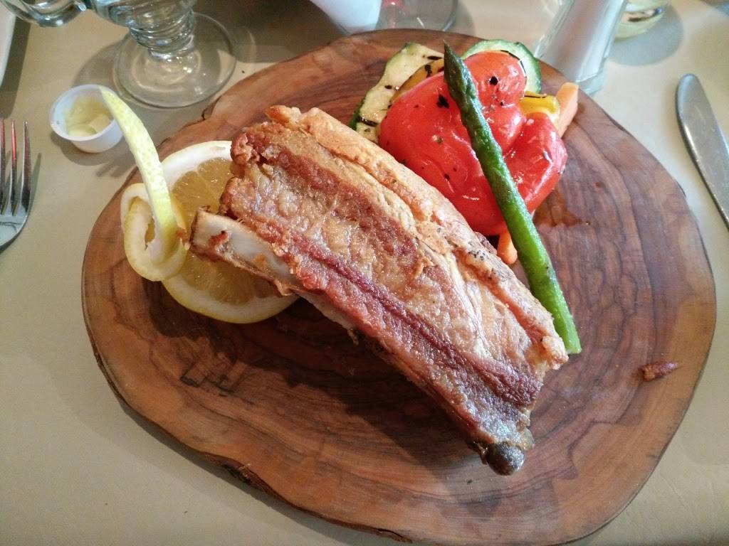 Famiglia Et Co | restaurant | 2871 Boulevard Saint-Charles, Kirkland, QC H9H 3B5, Canada | 5146945555 OR +1 514-694-5555