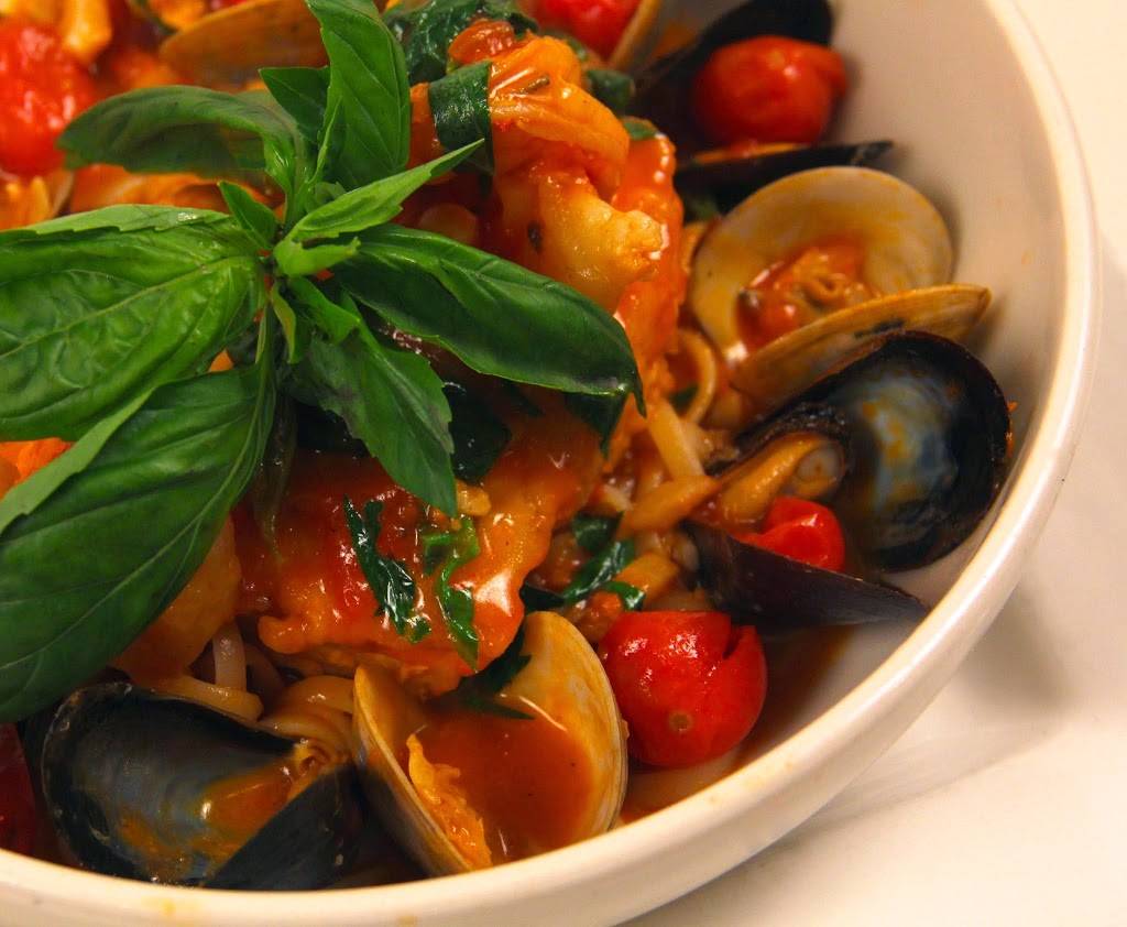 Amore Of Wayne | restaurant | 611 Ratzer Rd, Wayne, NJ 07470, USA | 9735957717 OR +1 973-595-7717