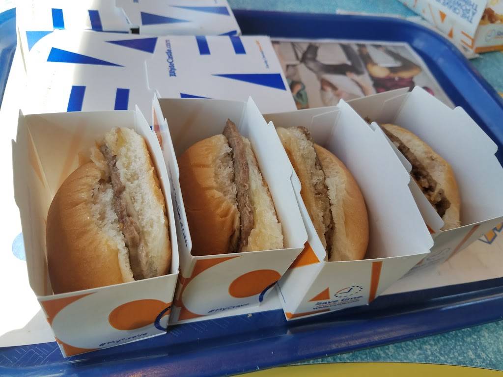 White Castle | restaurant | 3135 W 13 Mile Rd, Royal Oak, MI 48073, USA | 2485494361 OR +1 248-549-4361