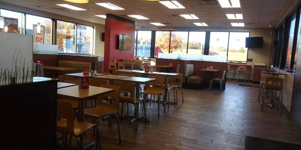 Wendys | restaurant | 6130 Jimmy Carter Blvd, Norcross, GA 30071, USA | 7703680683 OR +1 770-368-0683