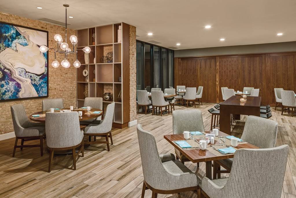 HC Provisions | restaurant | 4770 Goer Dr, North Charleston, SC 29406, USA | 8437471900 OR +1 843-747-1900