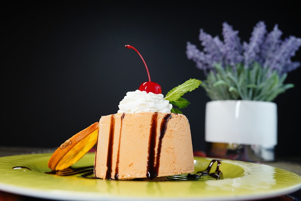 La Chacra | restaurant | 613 Grand St, Brooklyn, NY 11211, USA | 9292958884 OR +1 929-295-8884