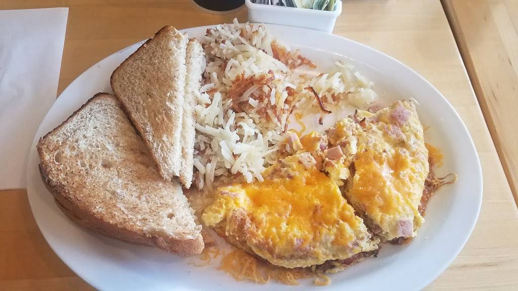 Palmers Deli & Market | restaurant | 2843 Ingersoll Ave, Des Moines, IA 50312, USA | 5152744004 OR +1 515-274-4004